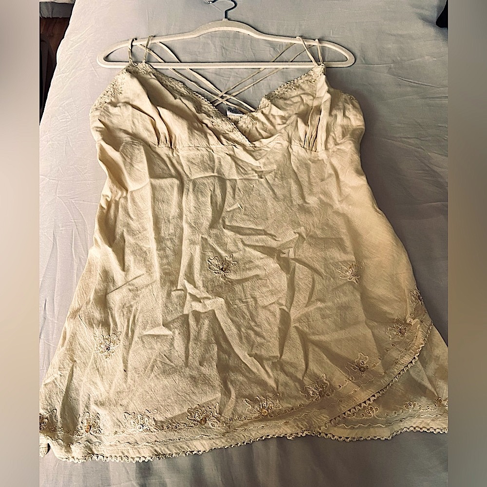 Beautiful tank top with hand stitched beads & trim—pictures don’t do it justice